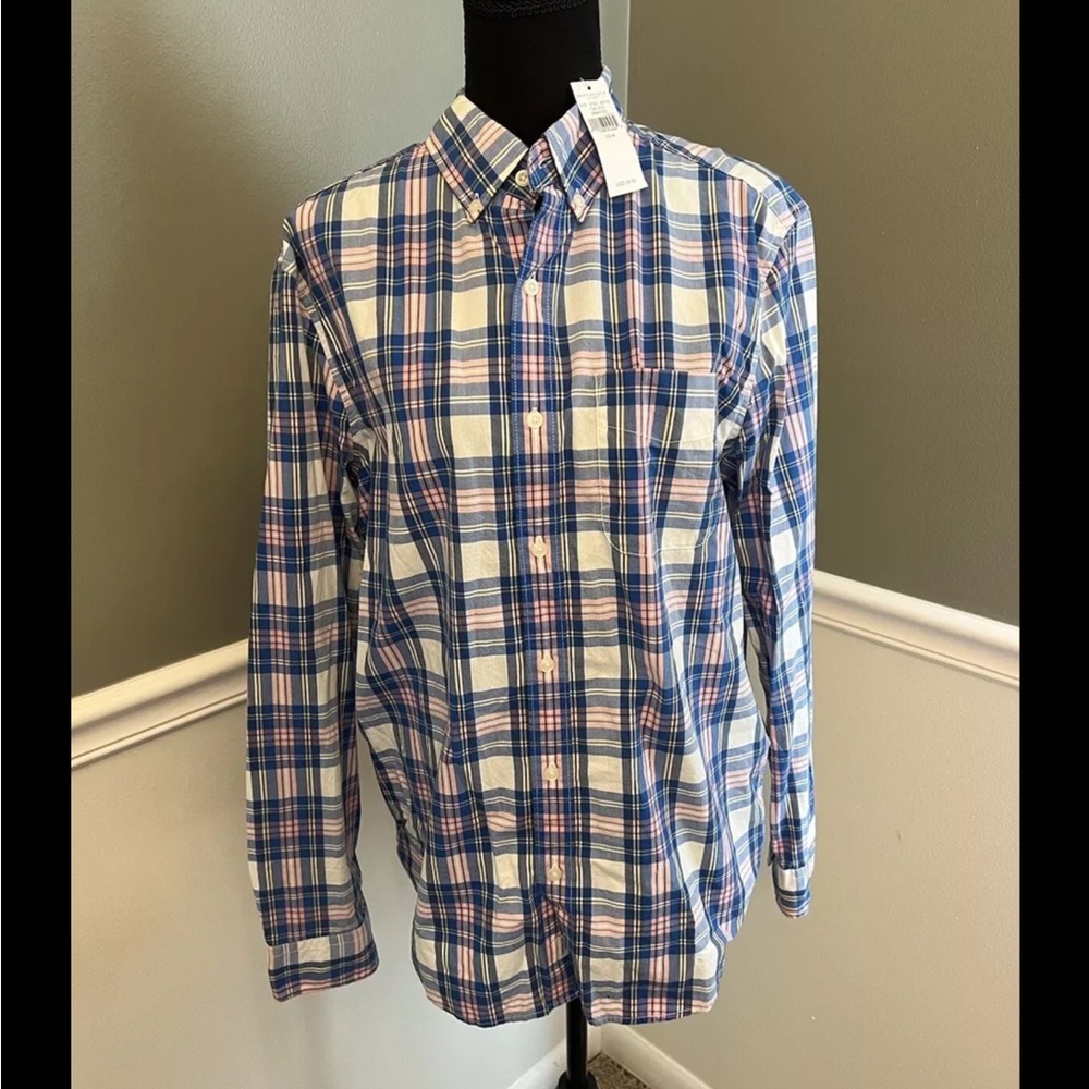 American Eagle Shirt Mens Medium Button Up Long Sleeve Classic Fit Logo